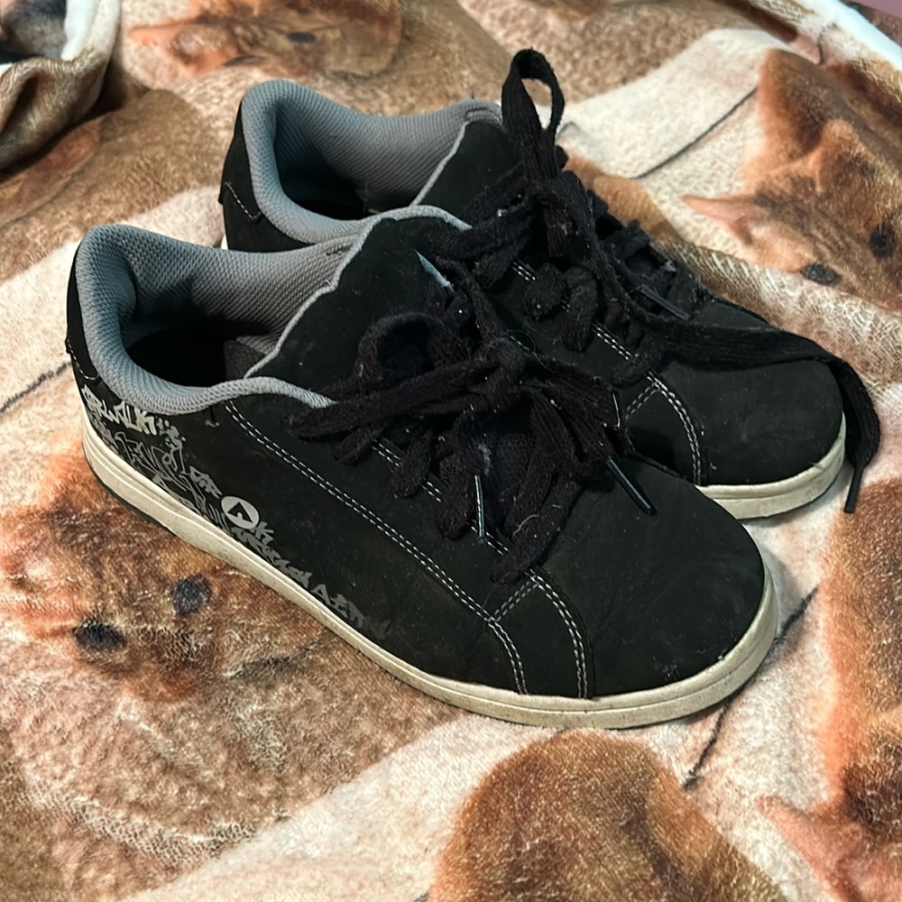 Chunky Airwalk Sneakers